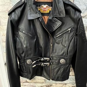 Ladie’s Harley Davidson Leather Jacket with Silver Detail - L